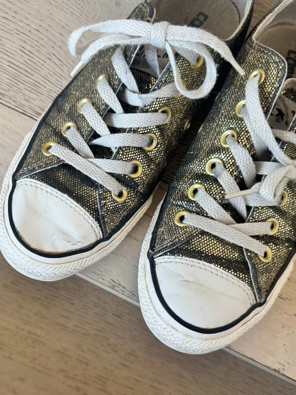 Converse Low Top Gold Glitter 7.5